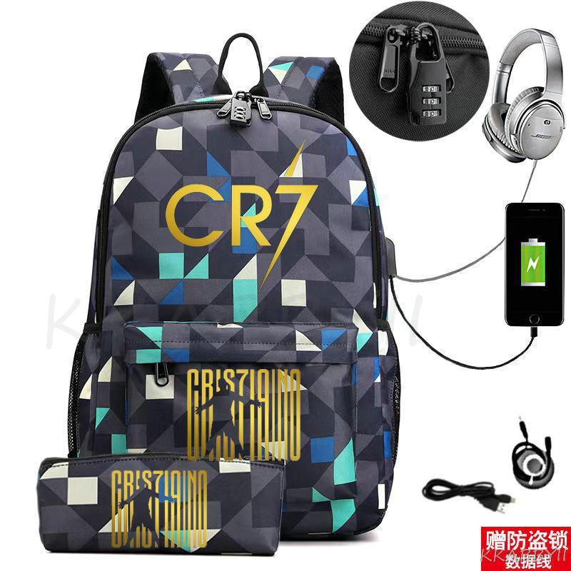 Kit Escolar C. Ronaldo: Mochila com Entrada de Fone de Ouvido e USB + Estojo